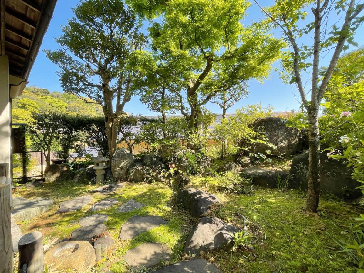 熱海市 熱海 路地 楓ヴィラ エクステリア 写真